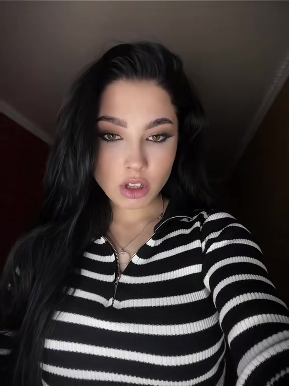 @𝒱𝓁𝒶𝒹𝒾𝓈𝓁𝒶𝓋𝒶