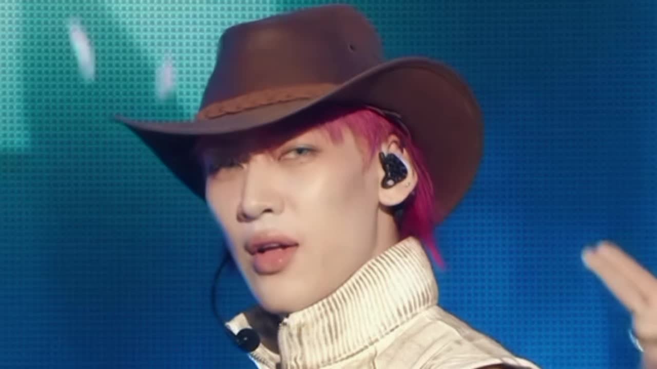 @𝐄'ᵐˣ ☽̶☾¹²⁷🍒⋈⁷🌙
