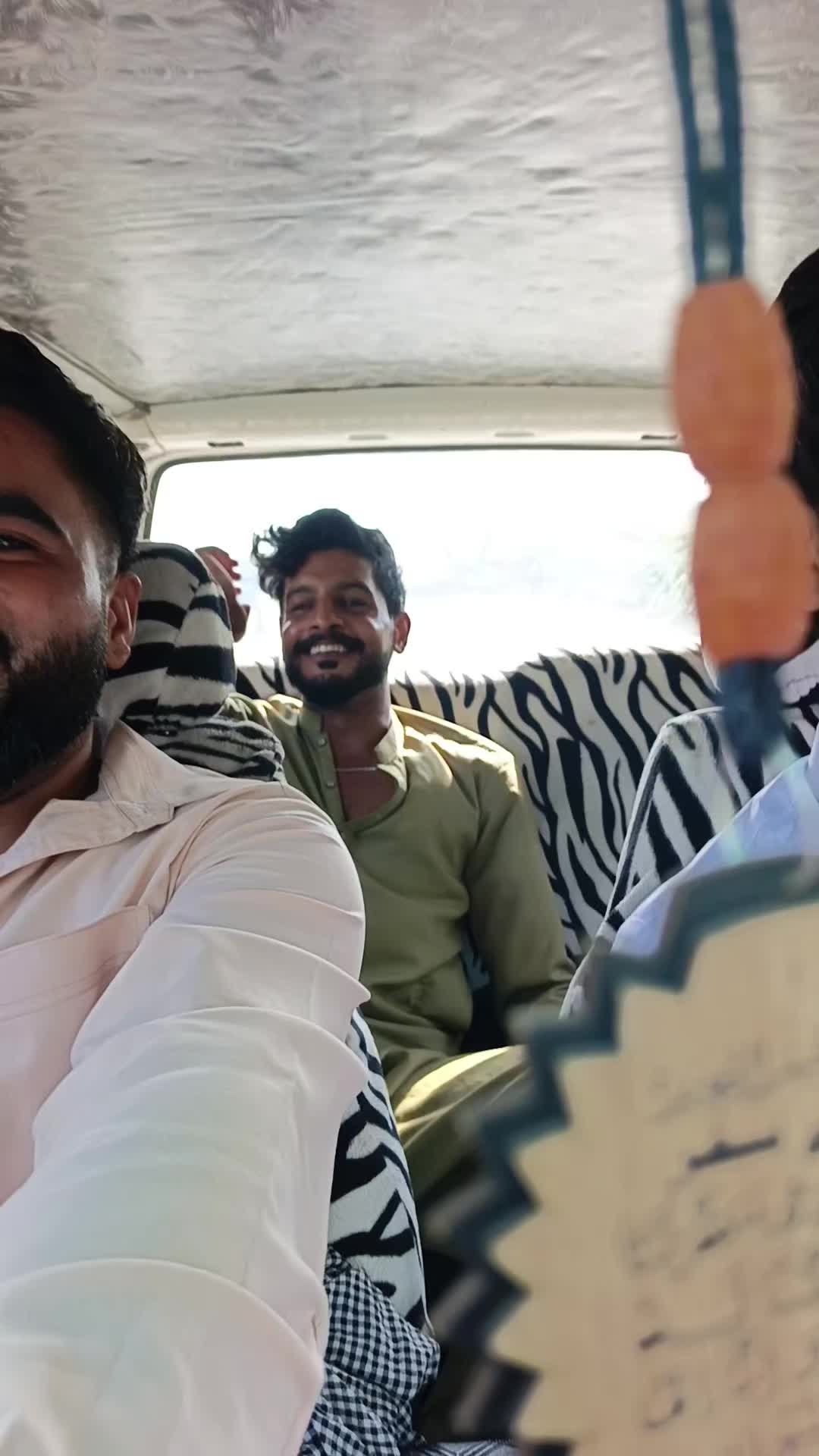 @SAQIB_8🚩