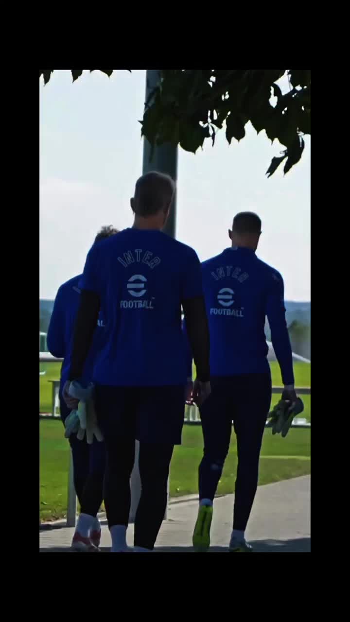 @@MairaInter_4ever23🖤💙
