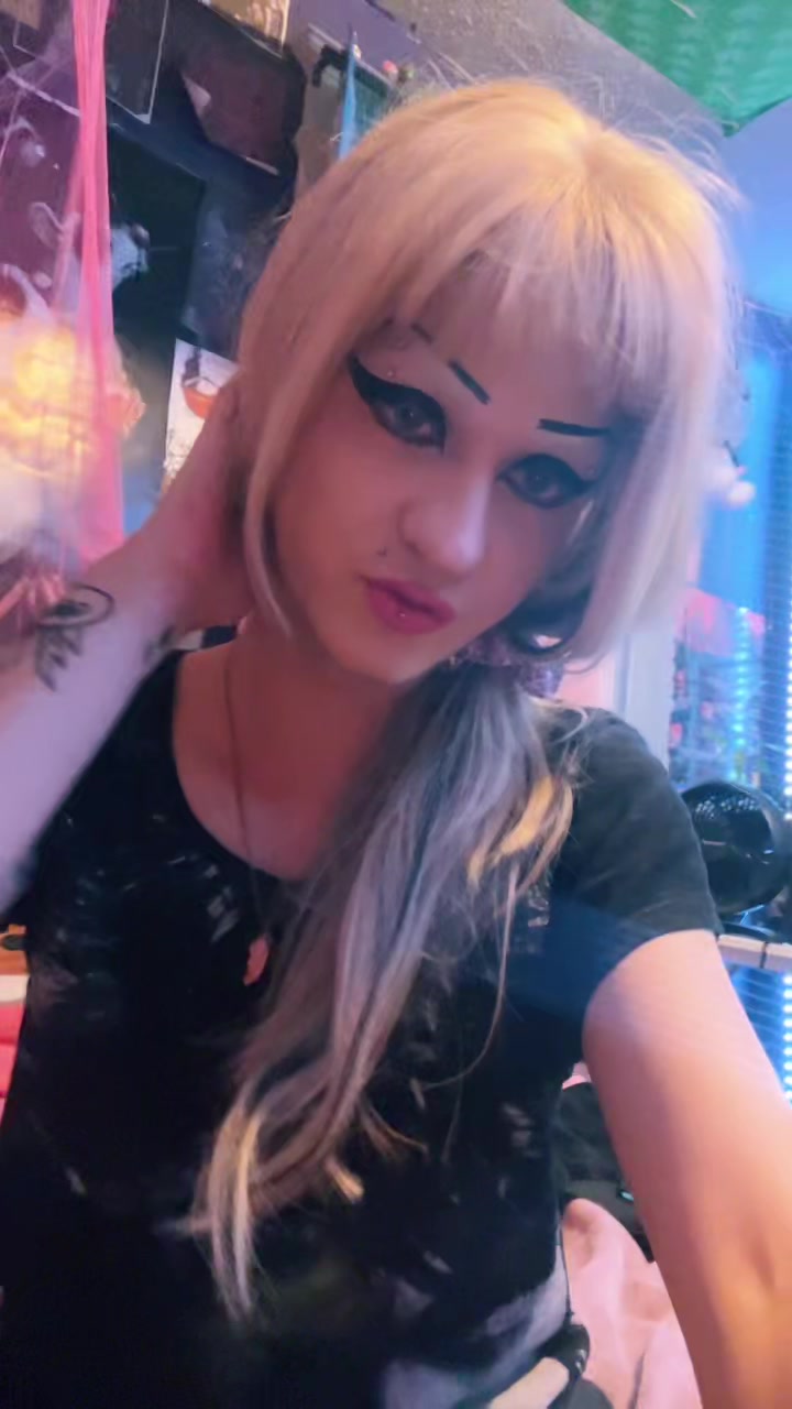 @lexluvsick
