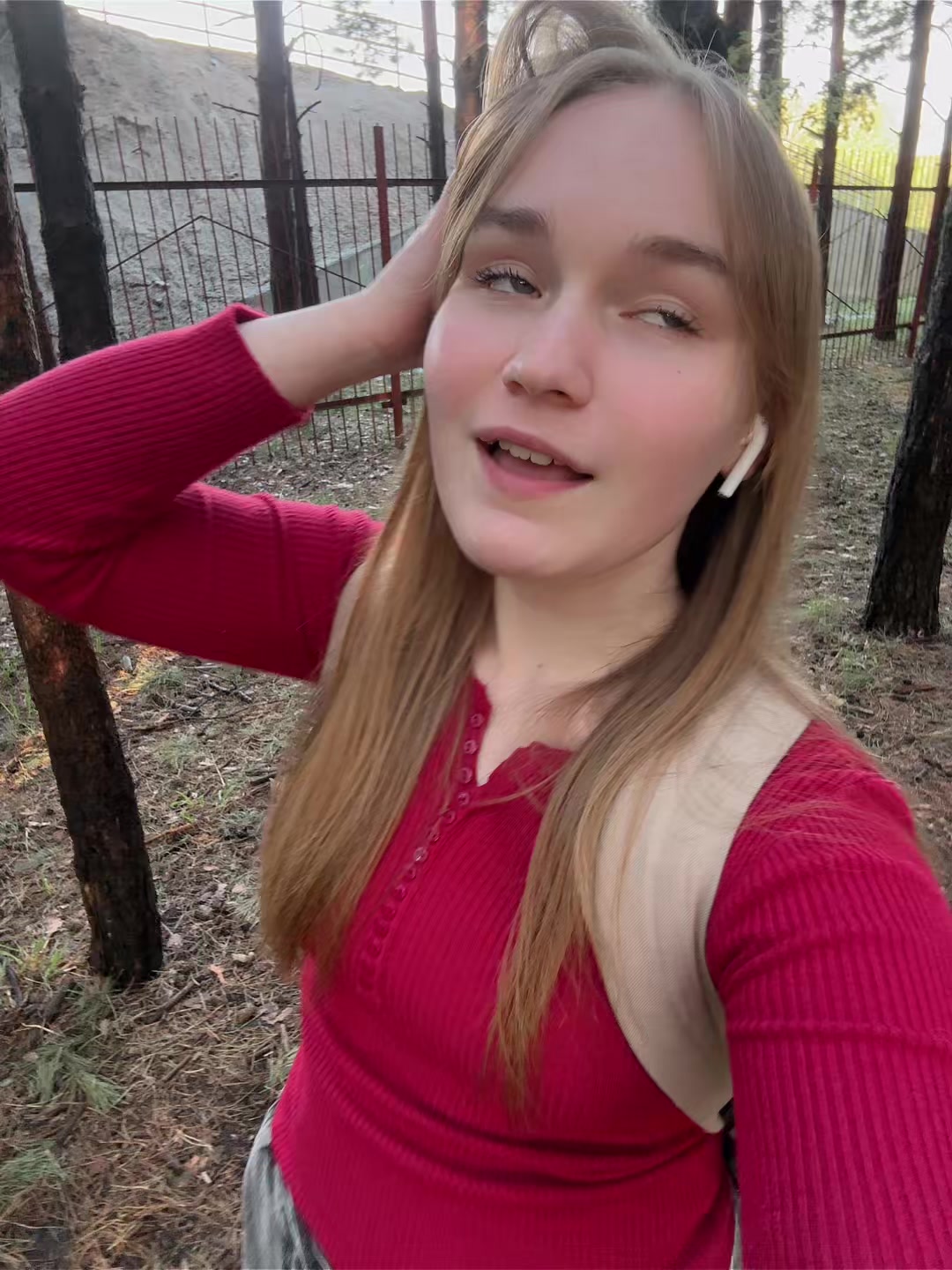 @vyvi
