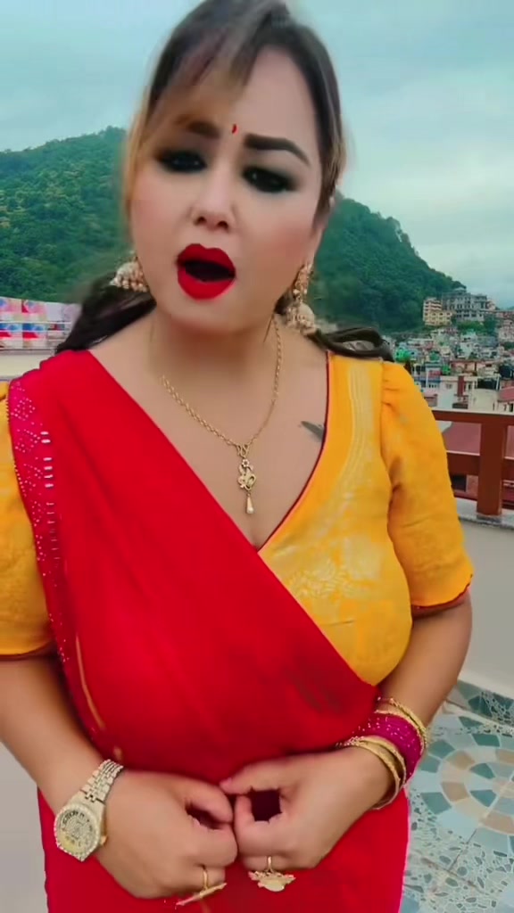 @Radhika😍