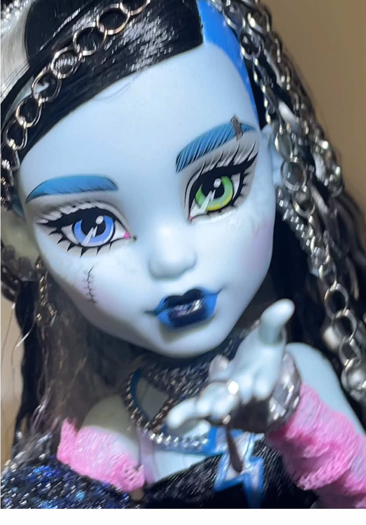 @4DaLuvOfDollz