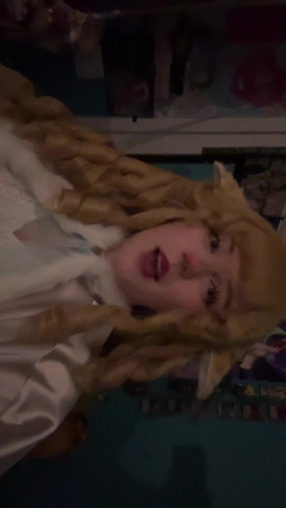 @Luka is cosplaying