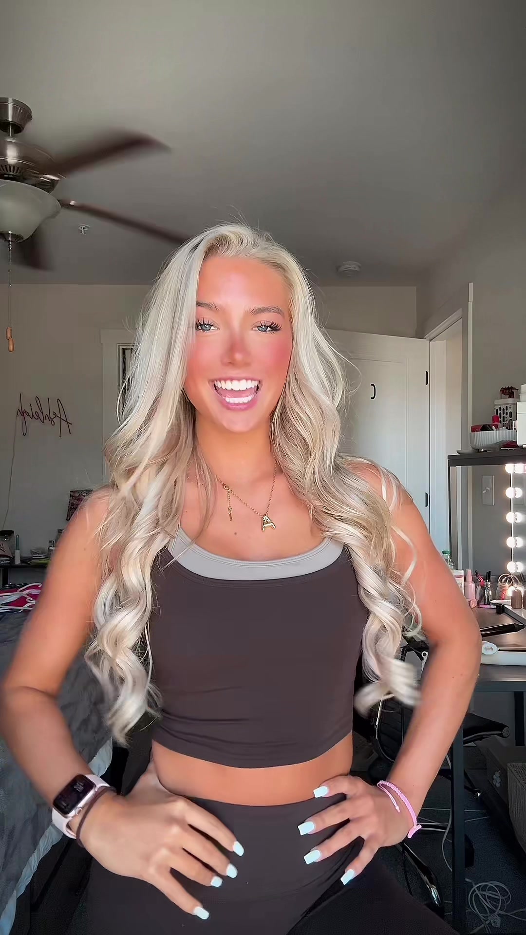 @ASH🦋