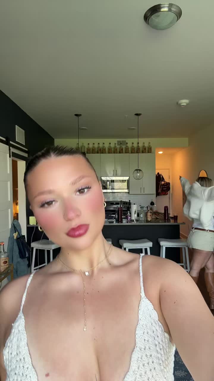 @bella⭐️