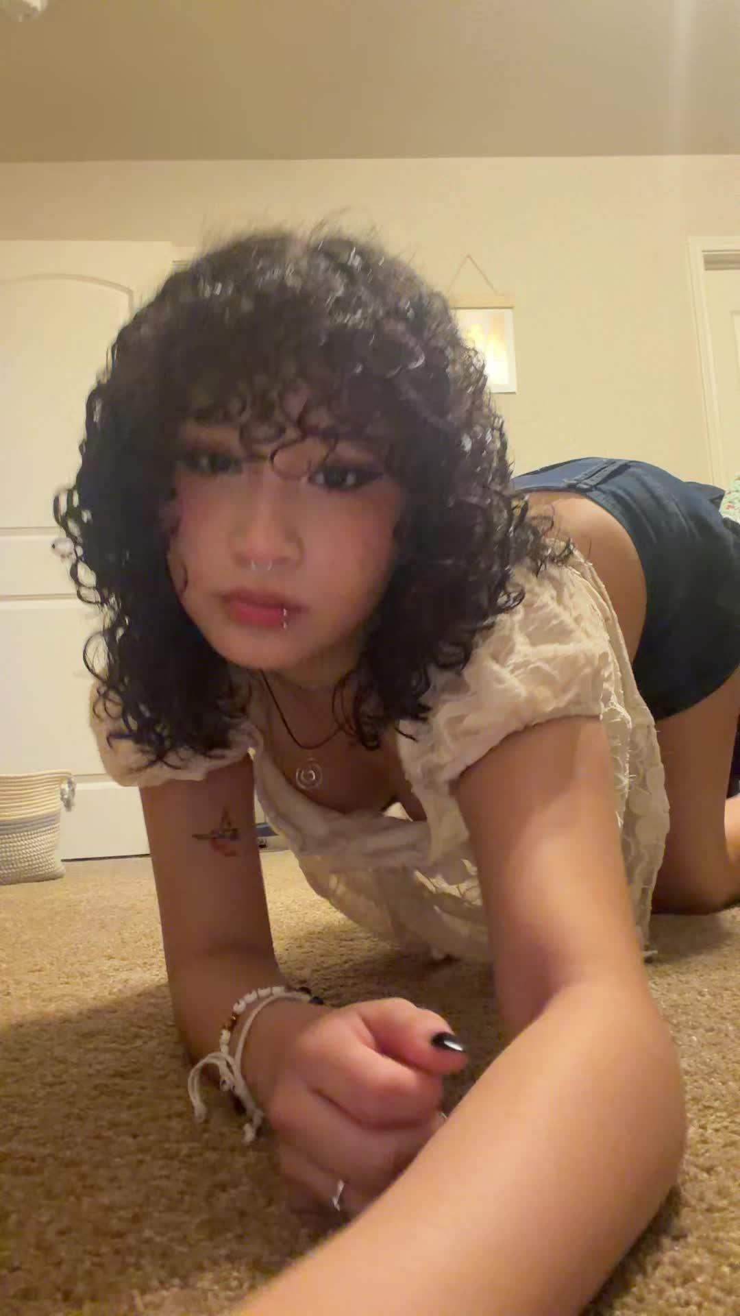 @lai >0<