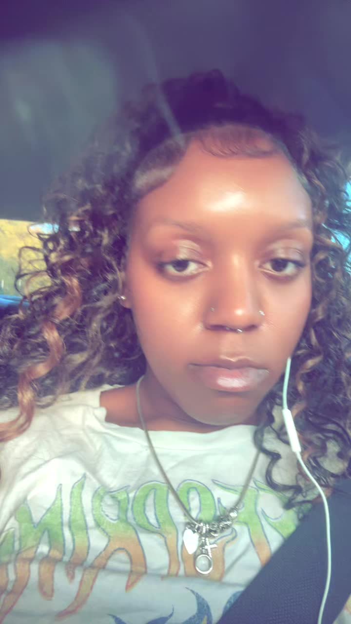 @usersaturnwrld