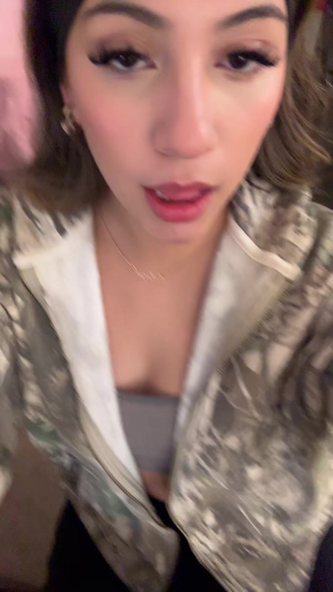 @Ayelyg