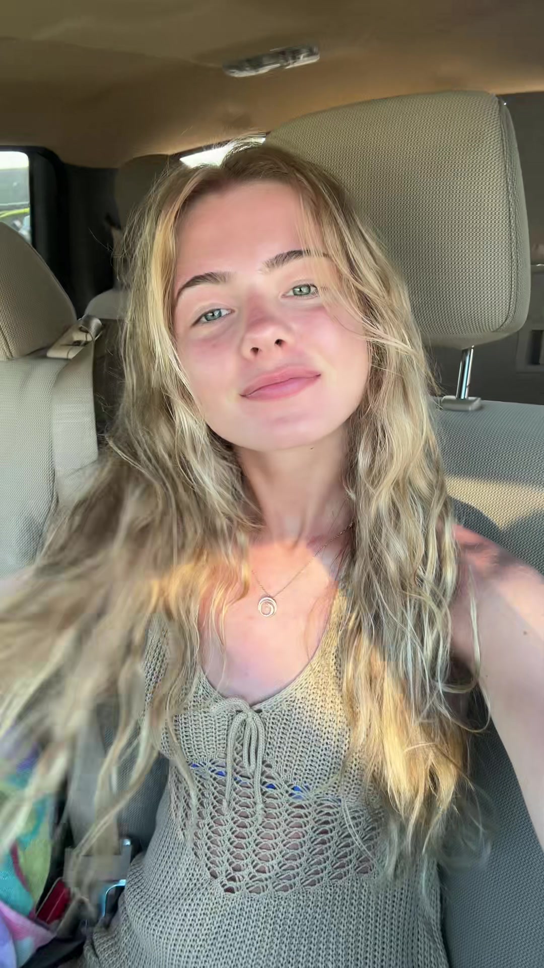 @<3