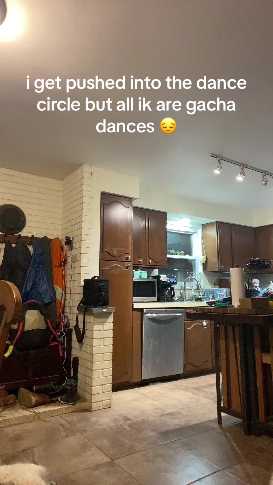 @aviana_ravoli