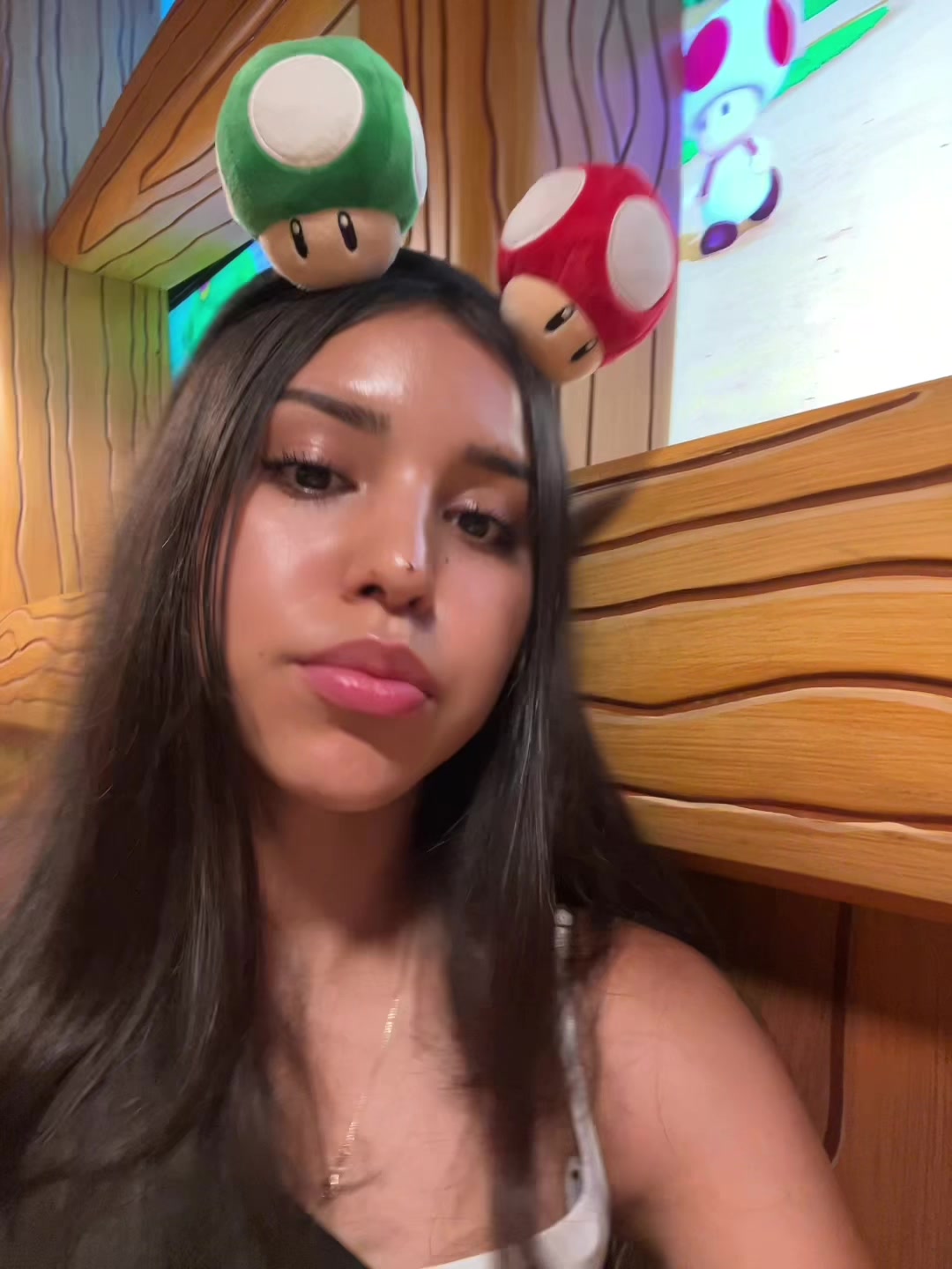 @⃟