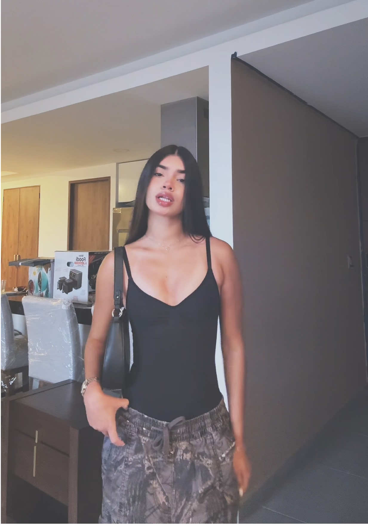 @vanegranadilloo