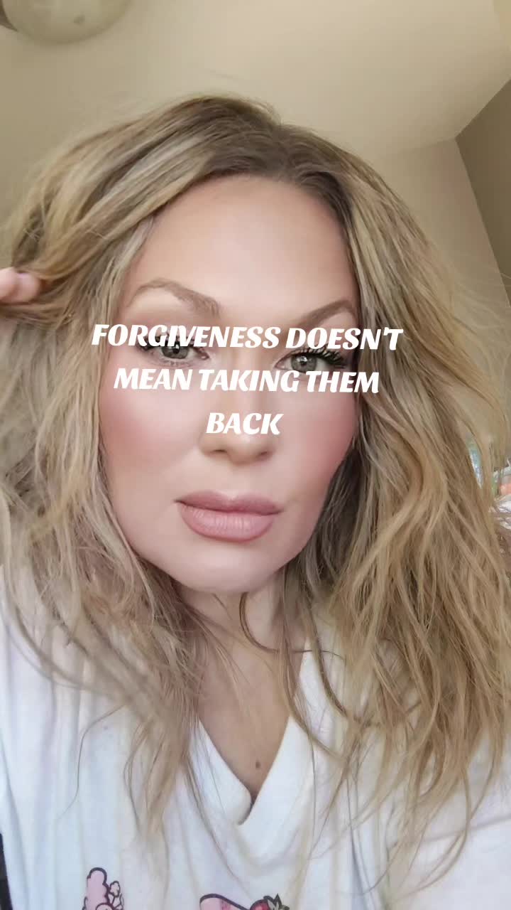 @Melissa kay🌻
