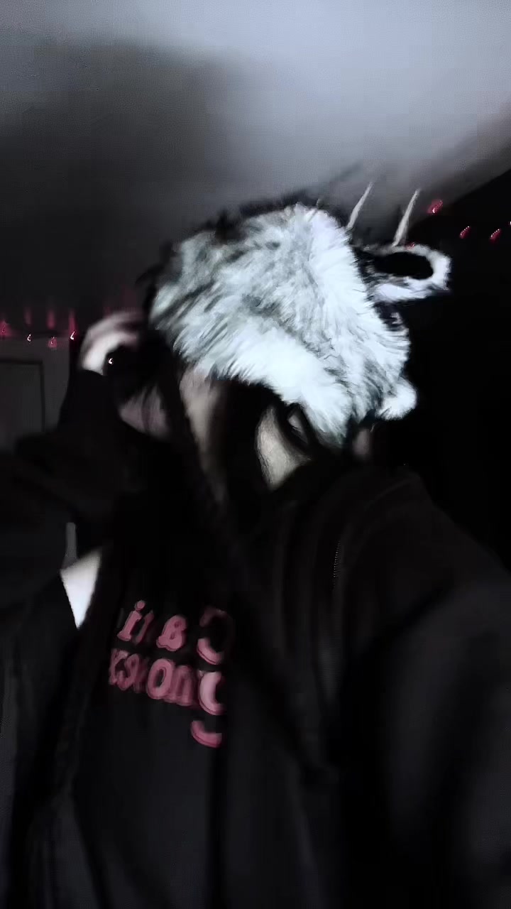 @andysfroggles