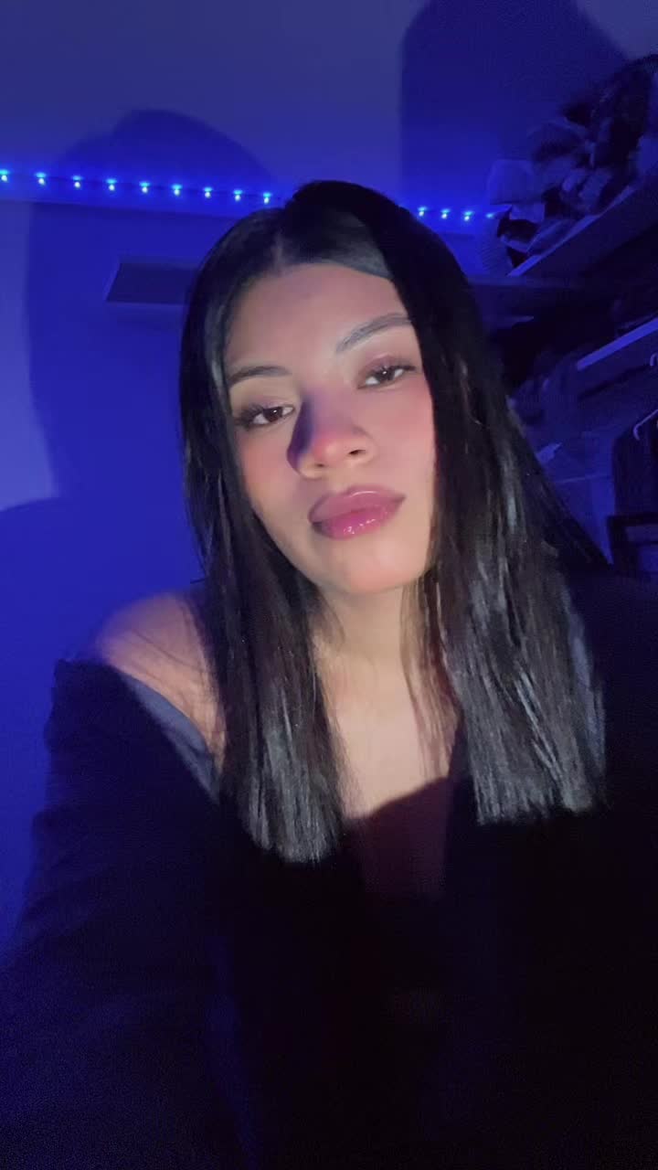 @Adi🎀