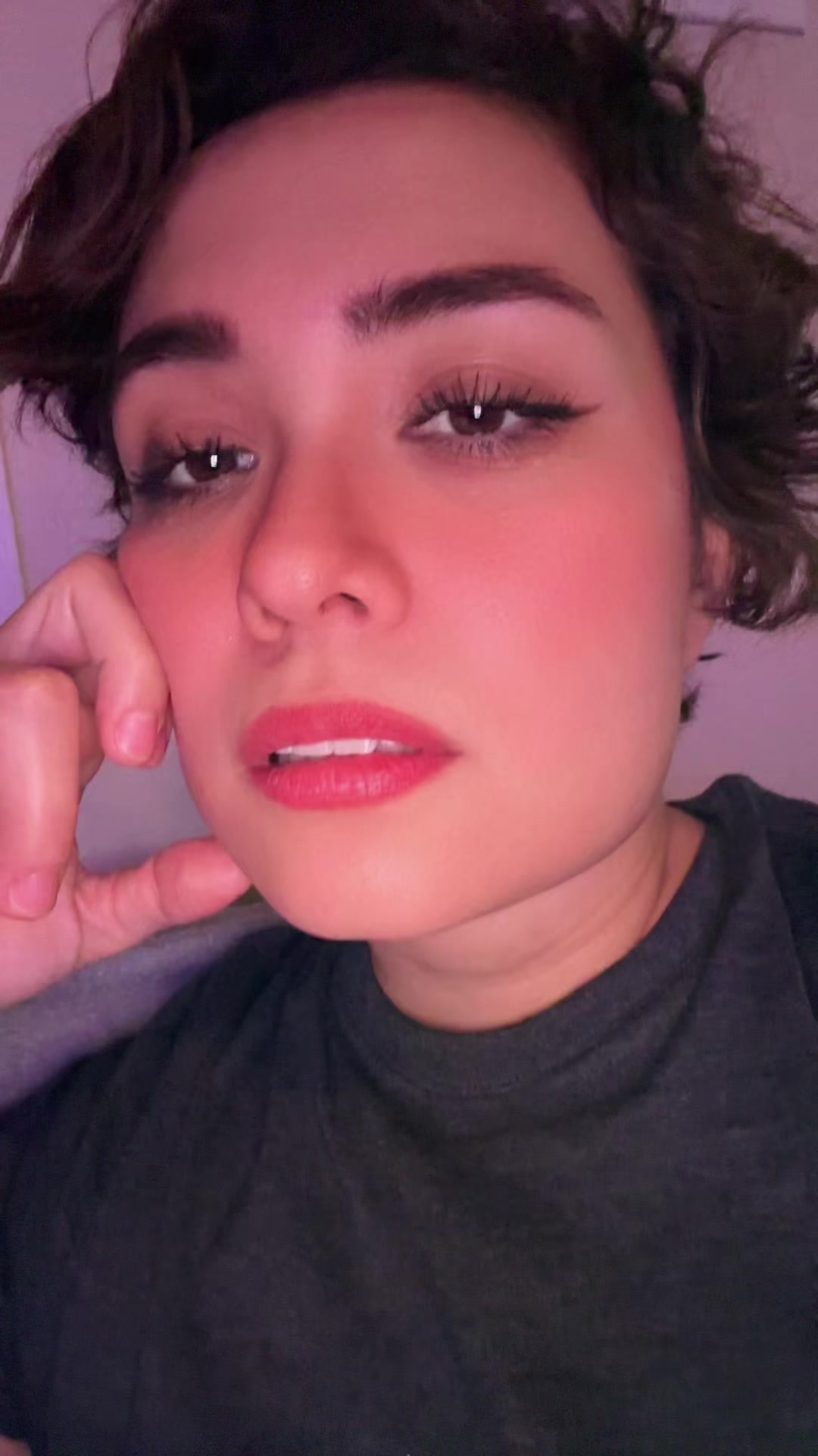@Moni_Larios