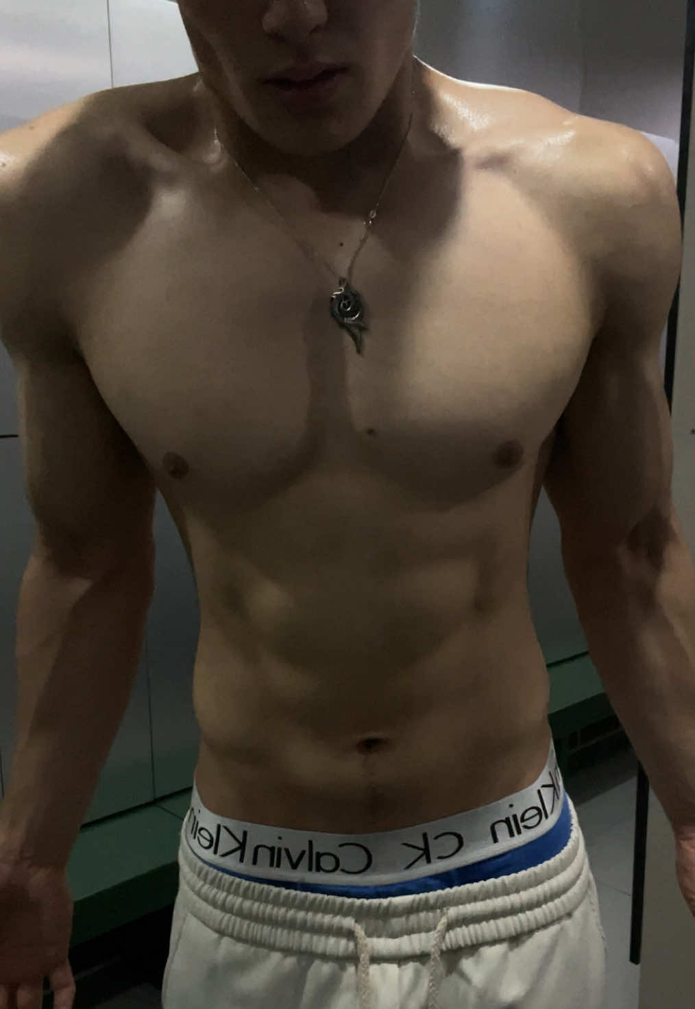 @Seantron08
