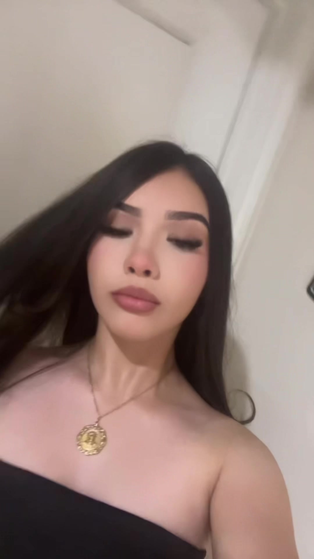 @𝜗𝜚