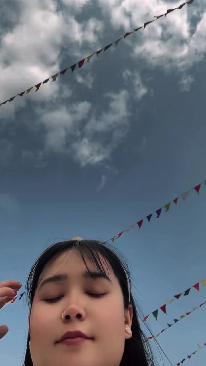 @आ<shi >का 🧿