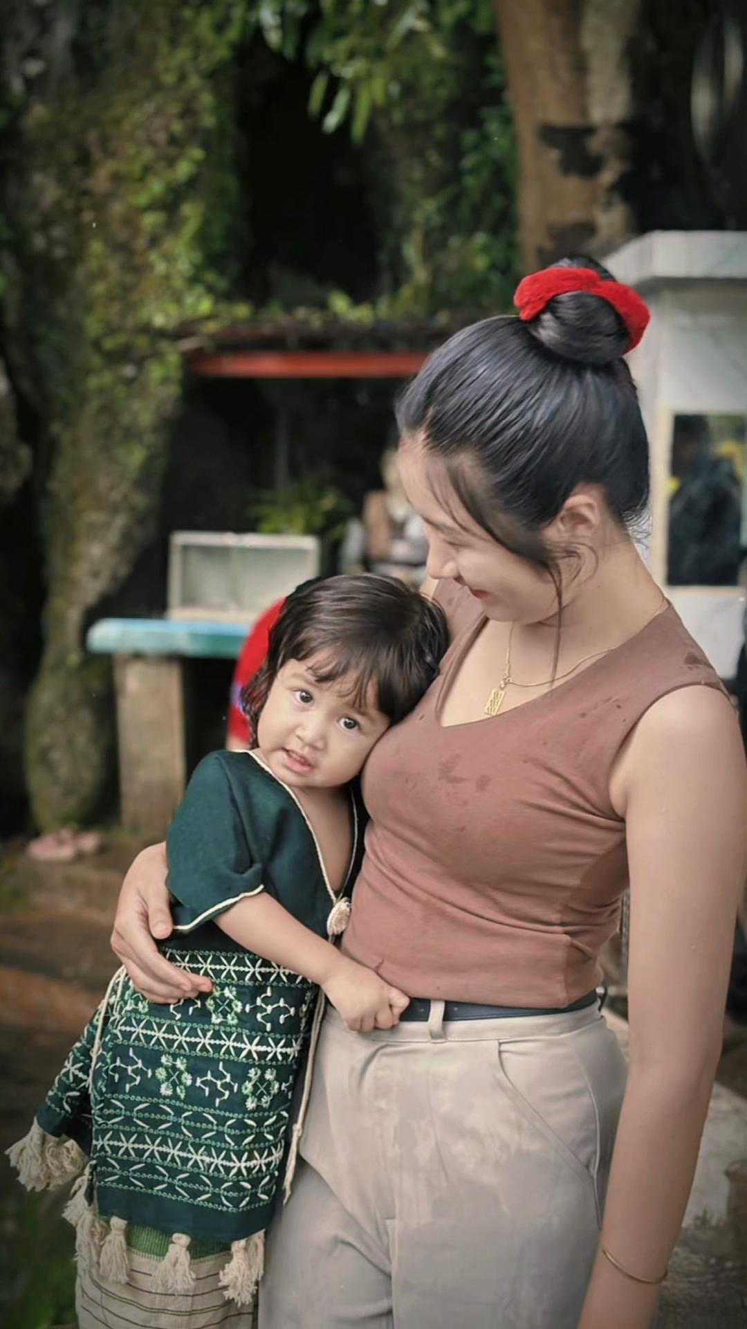 @Sandar Kyaw🦋