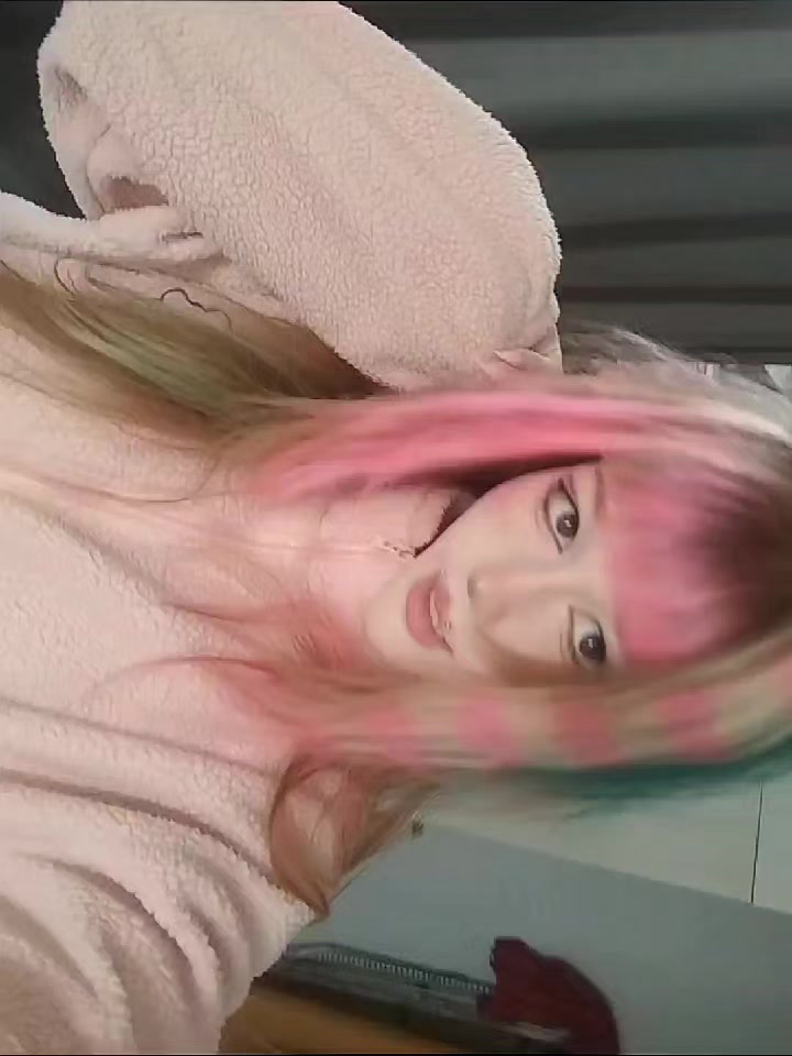 @𝓜𝓪𝓷𝓭𝓻𝓲𝓼♡