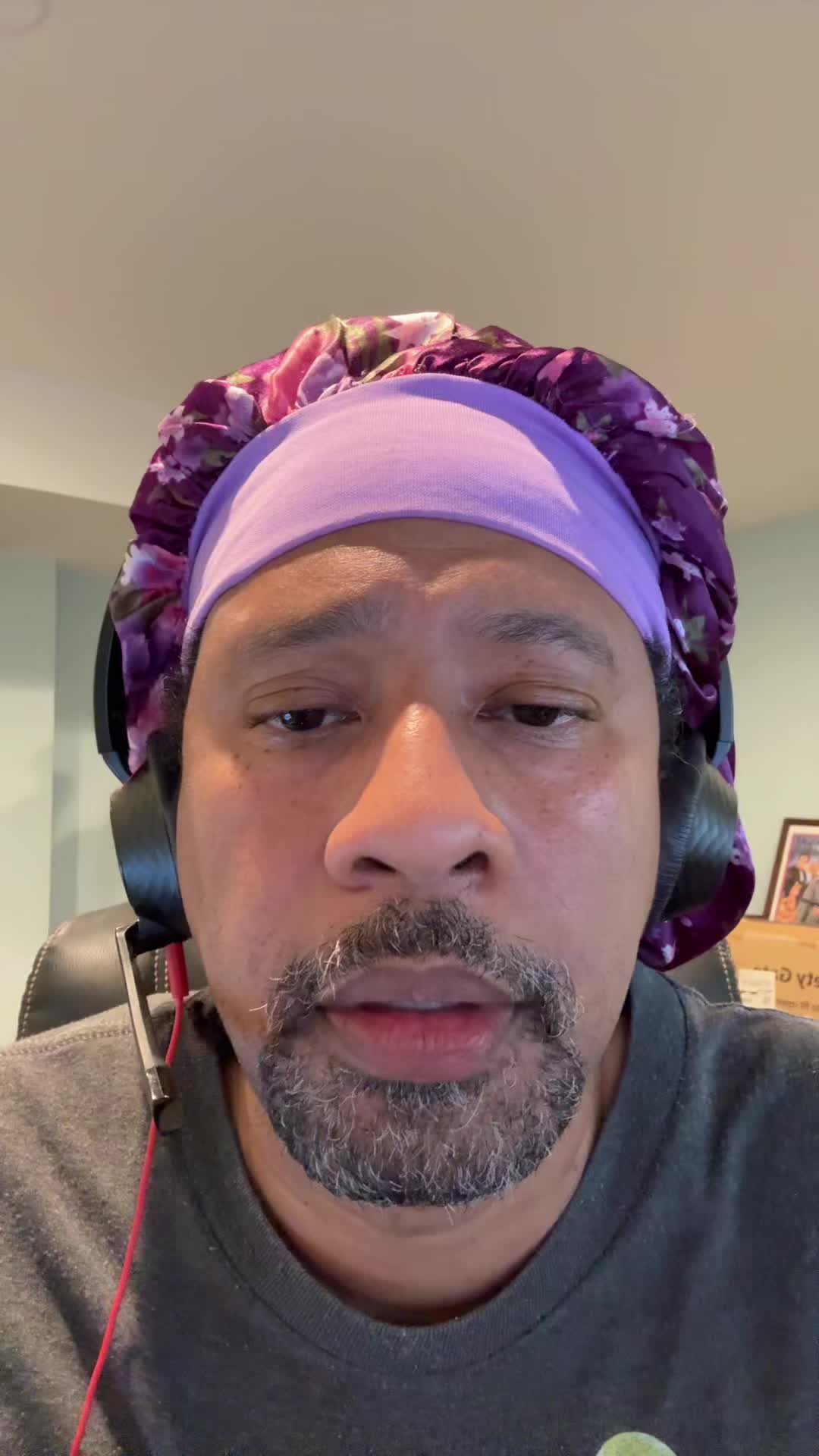 @Nostrildamus