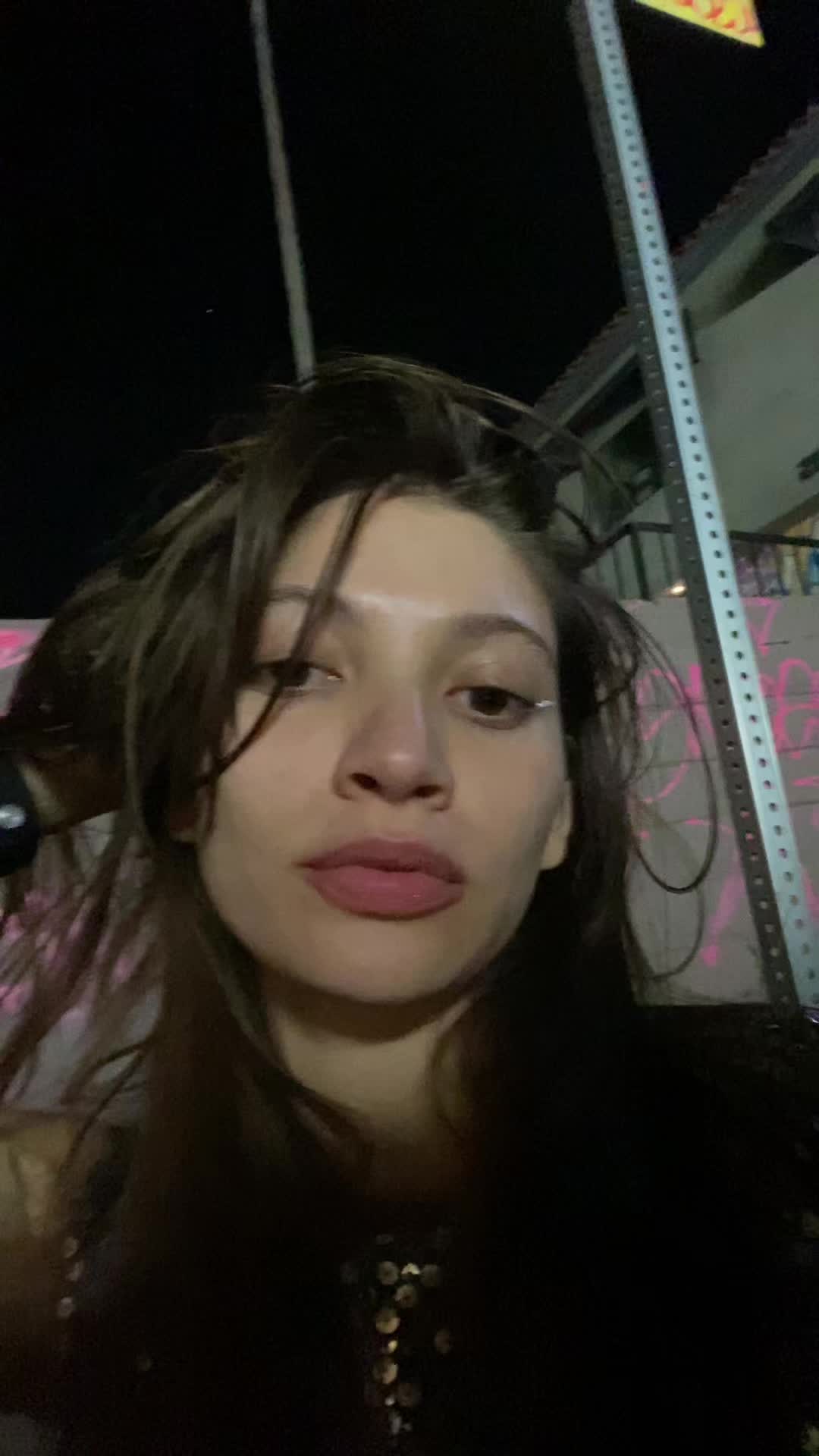 @Lovebot