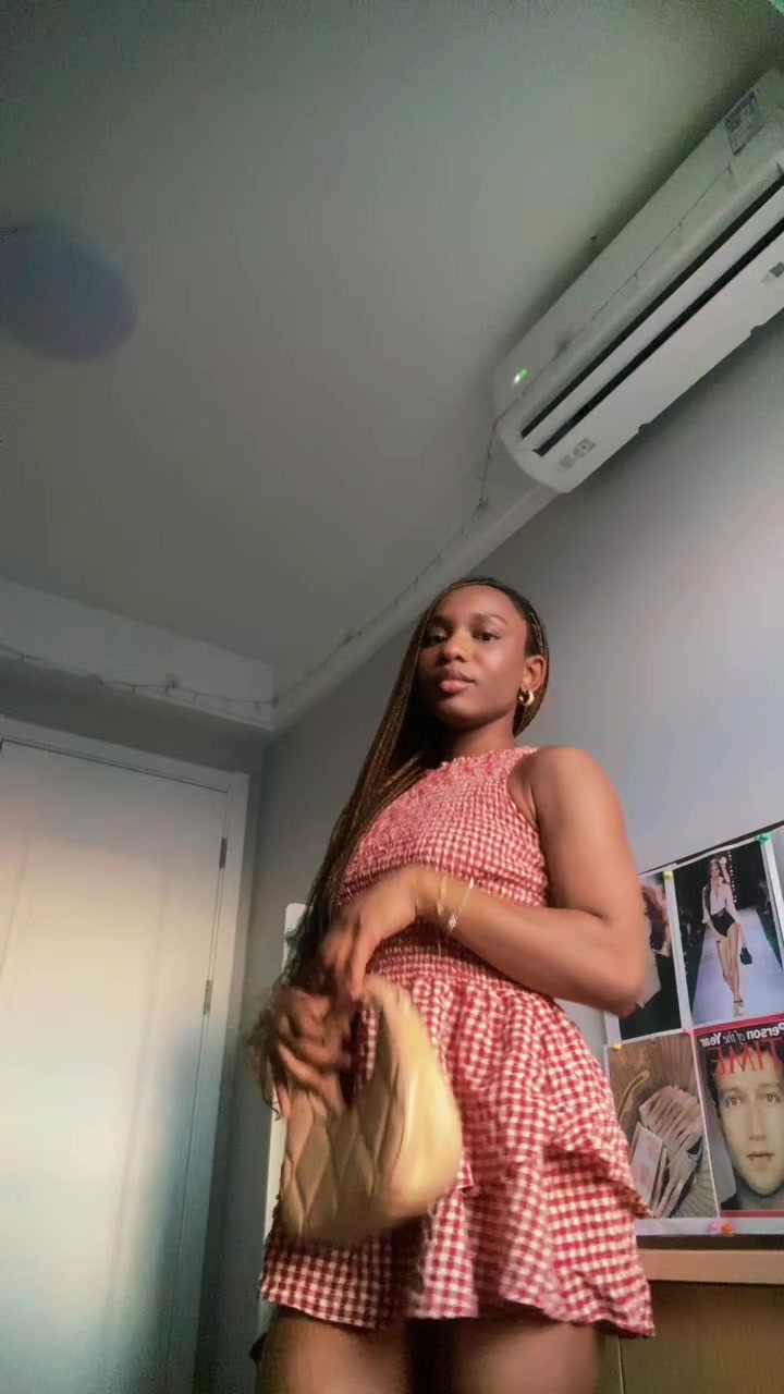 @Joynora