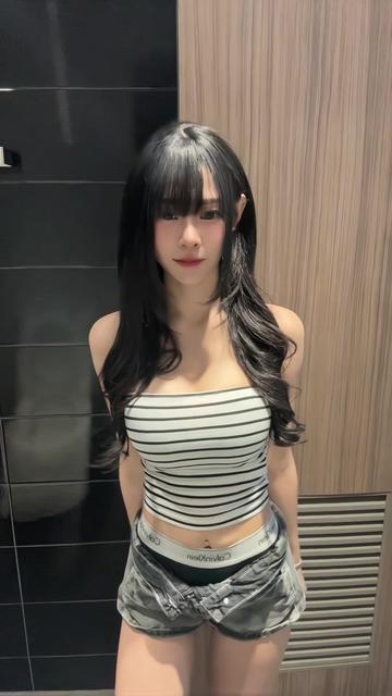 @แบม แบม ♥︎ ≽^•⩊•^≼