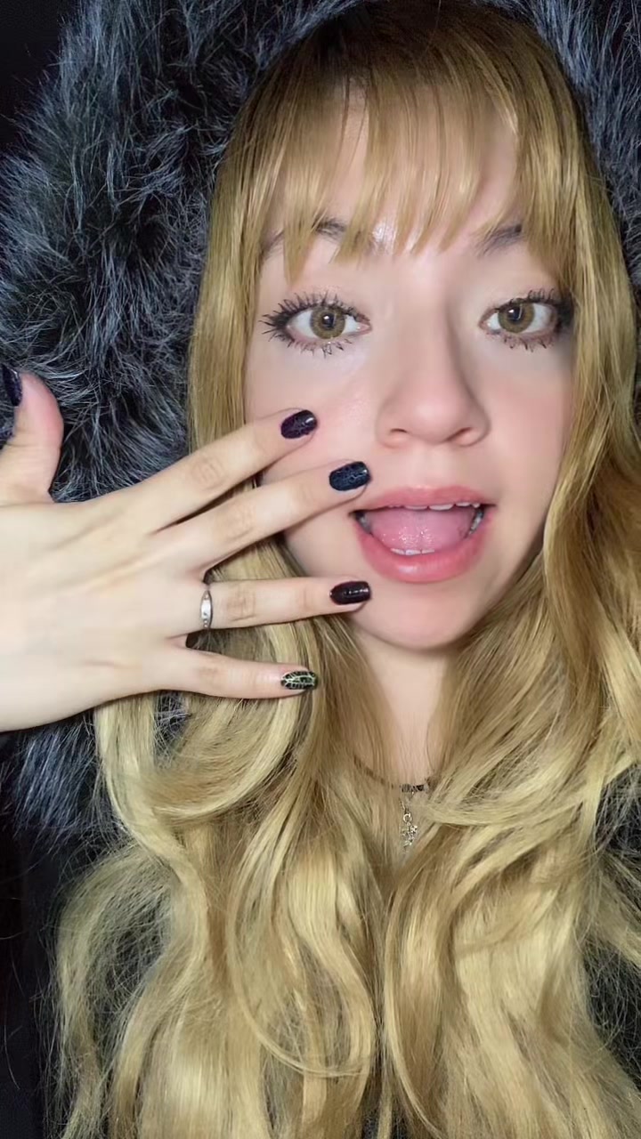 @𝓔𝓵𝓲 𝔀𝓲𝓺𝓴𝓲 ღ