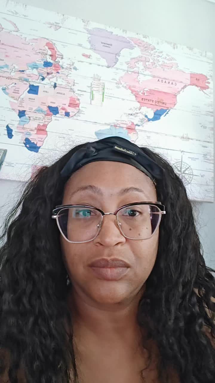@Aunty talks shit