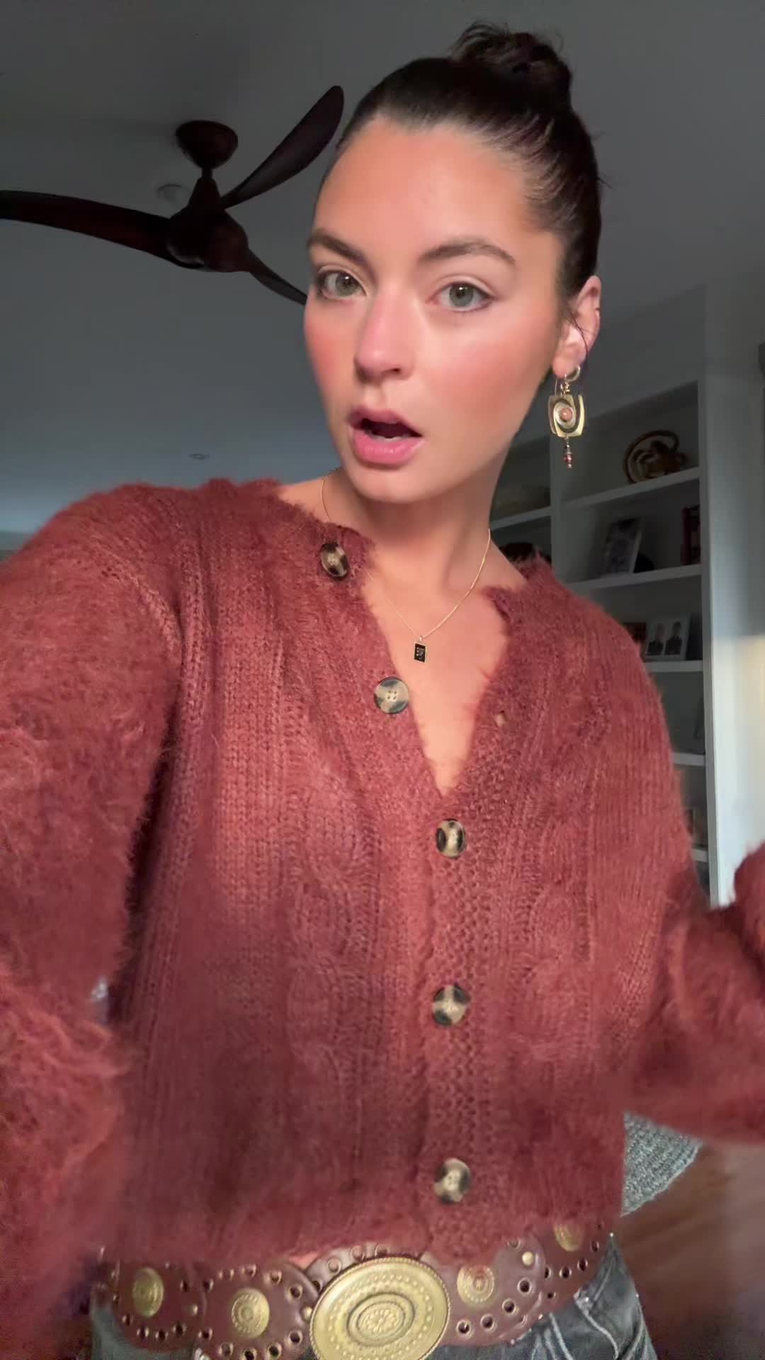 @Elise