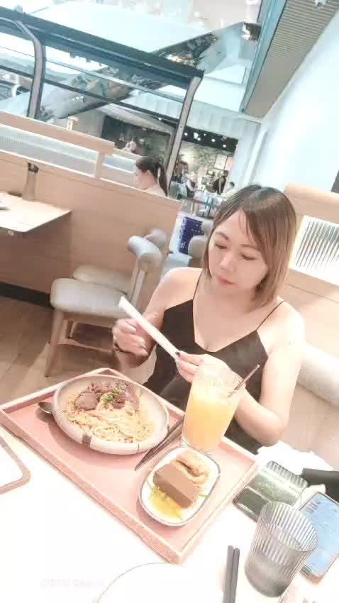 @user2647445183700