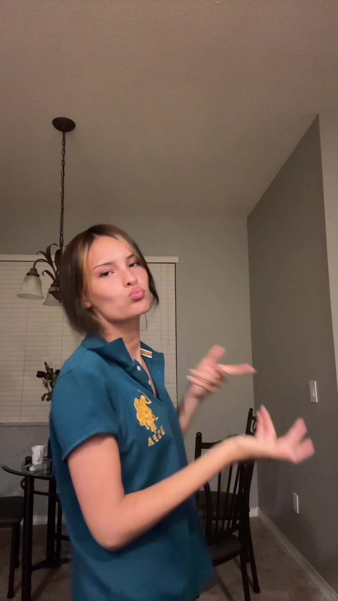 @:3