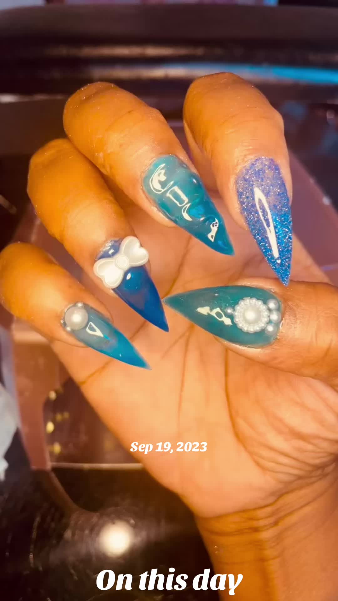 @PrettyPlushNails