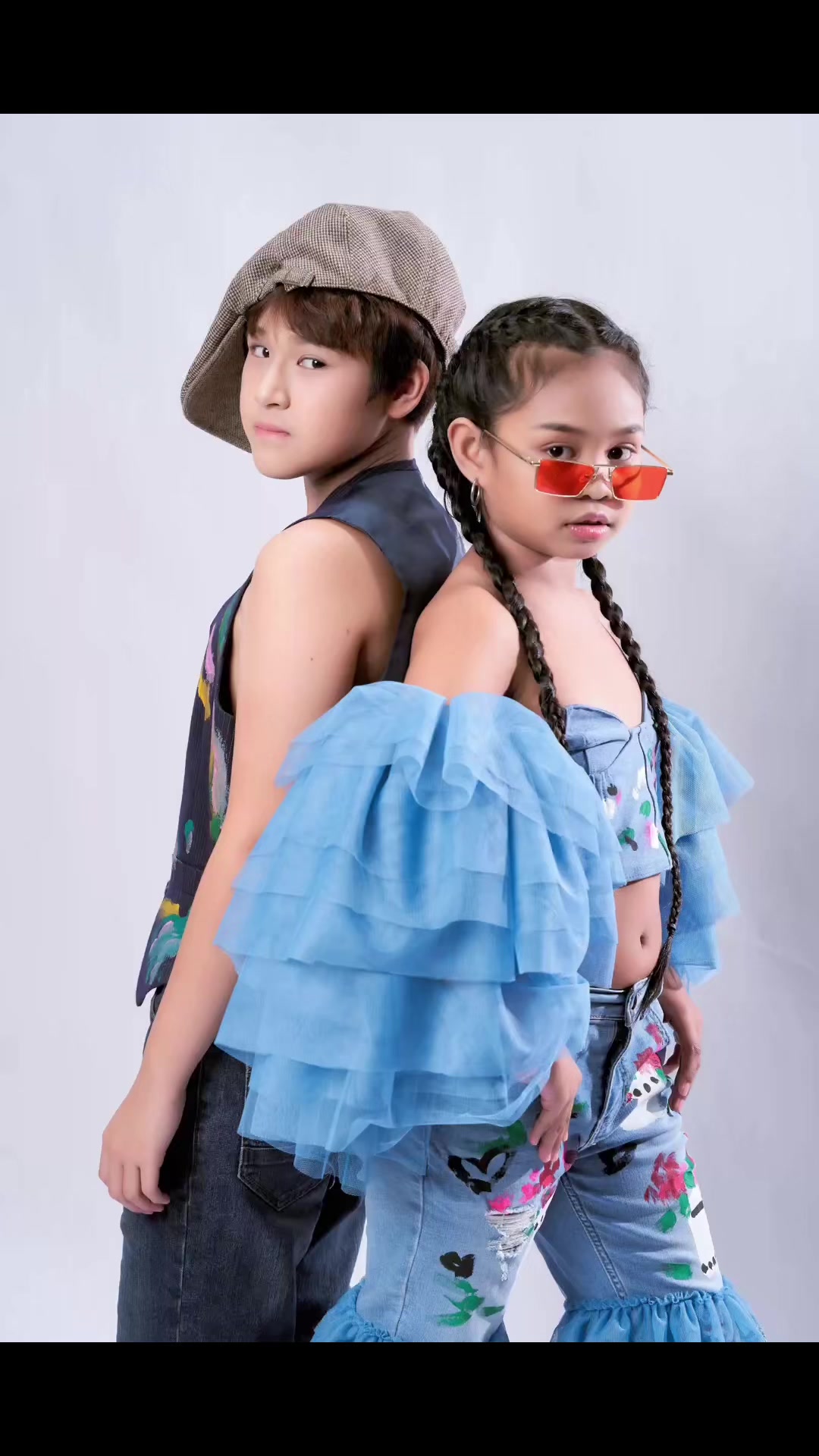 @PHAERW “แพรวณัจฉรียากุหลาบทอง”