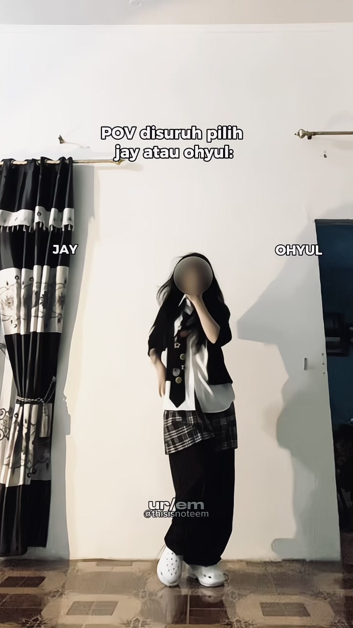 @ur/em