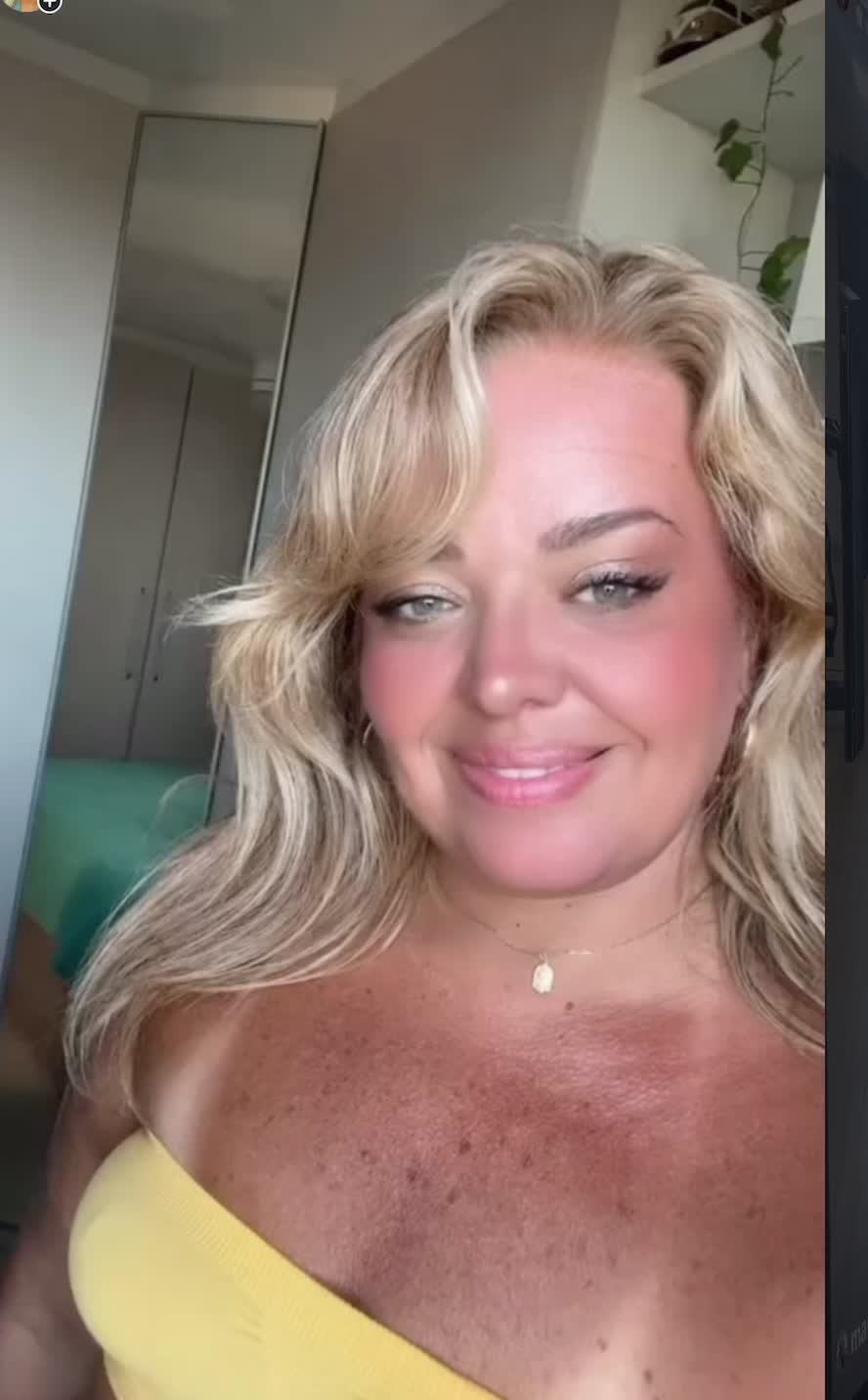 @Renata França