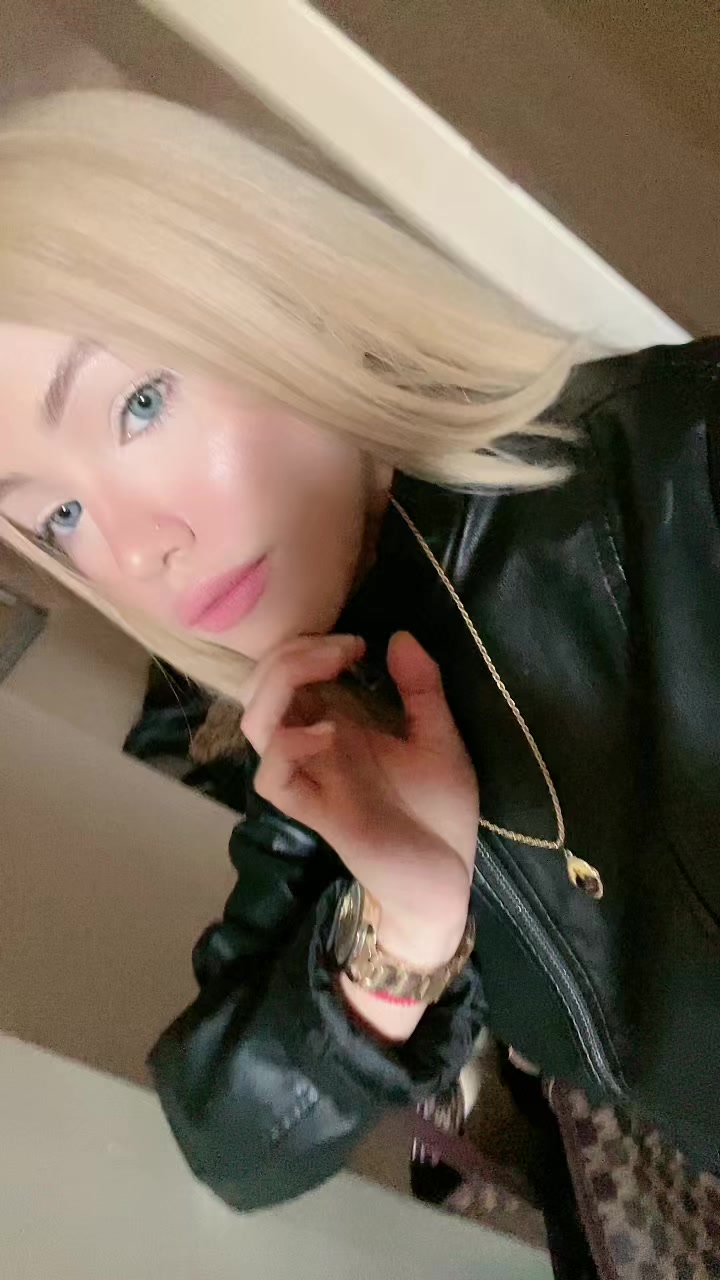 @𝐵𝑎𝑟𝑏𝑖𝑒👸🏼