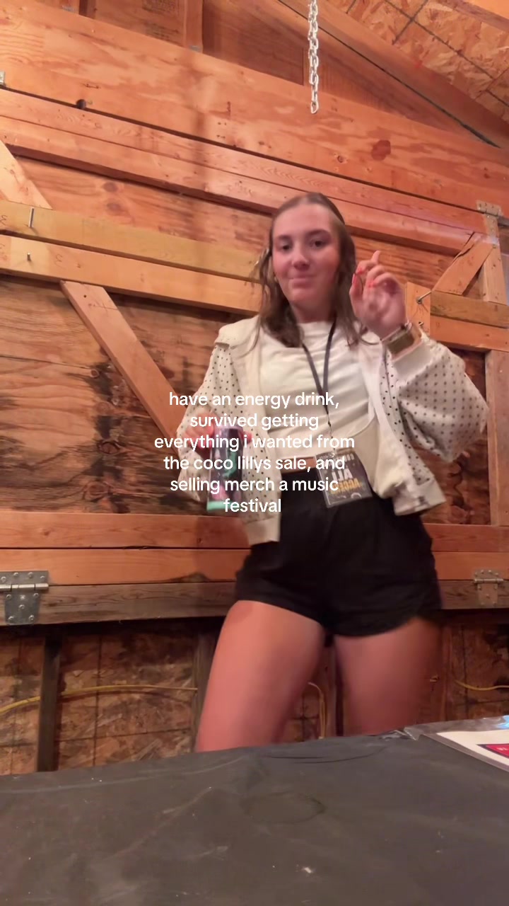 @bella!
