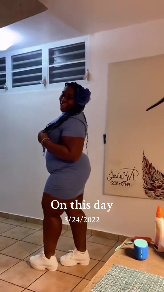 @TheeGalavantingBae