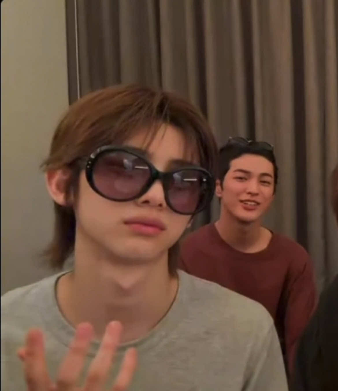 @๐ฉ