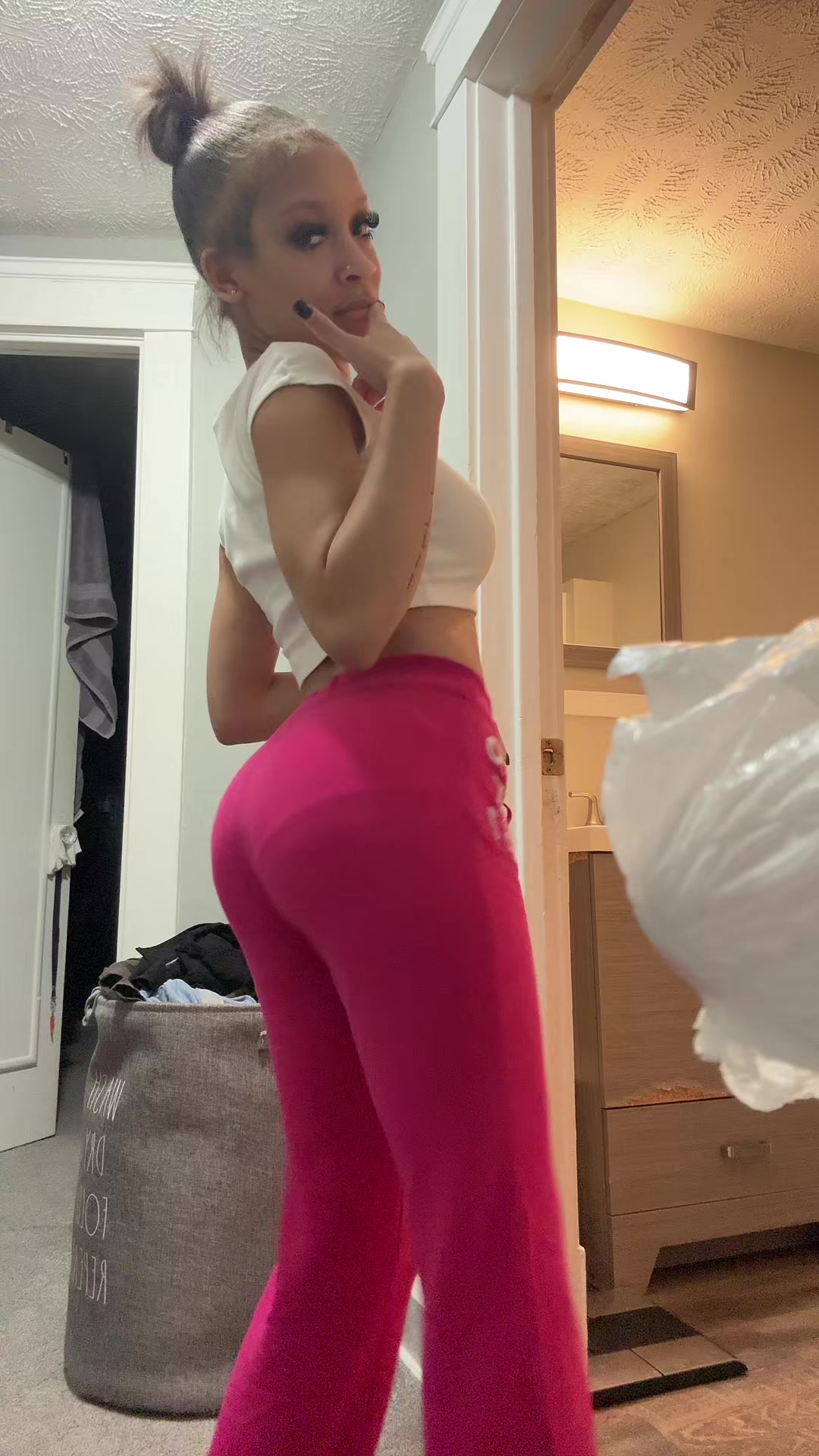 @janiya