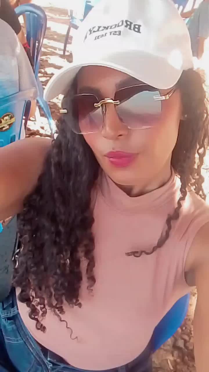 @lucyhsousa