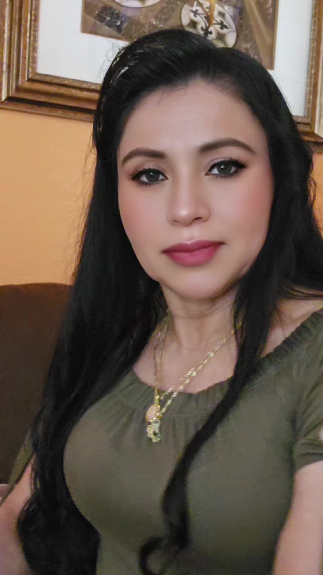 @nelly valencia 4074
