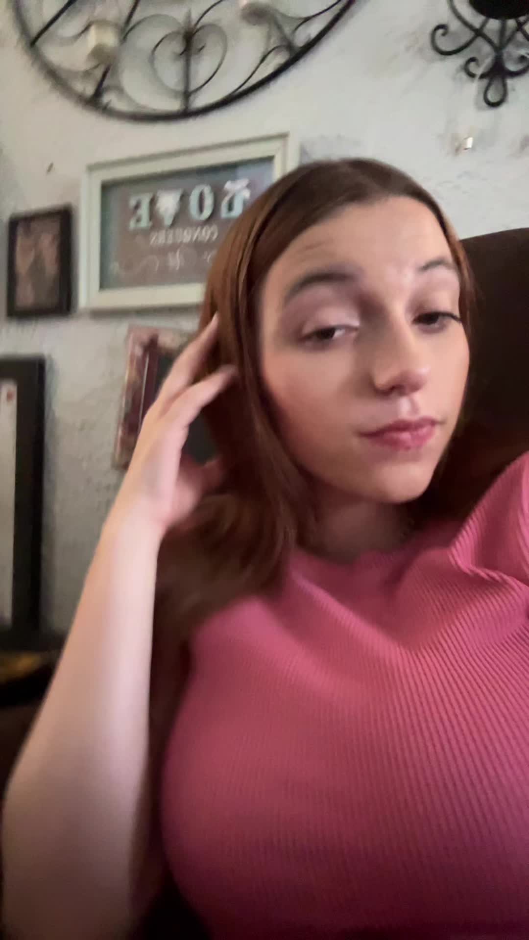 @Anna_sally12