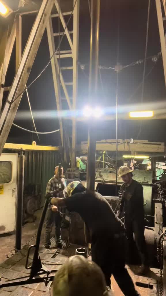 @Anibal 🇬🇹💪💵🛢️