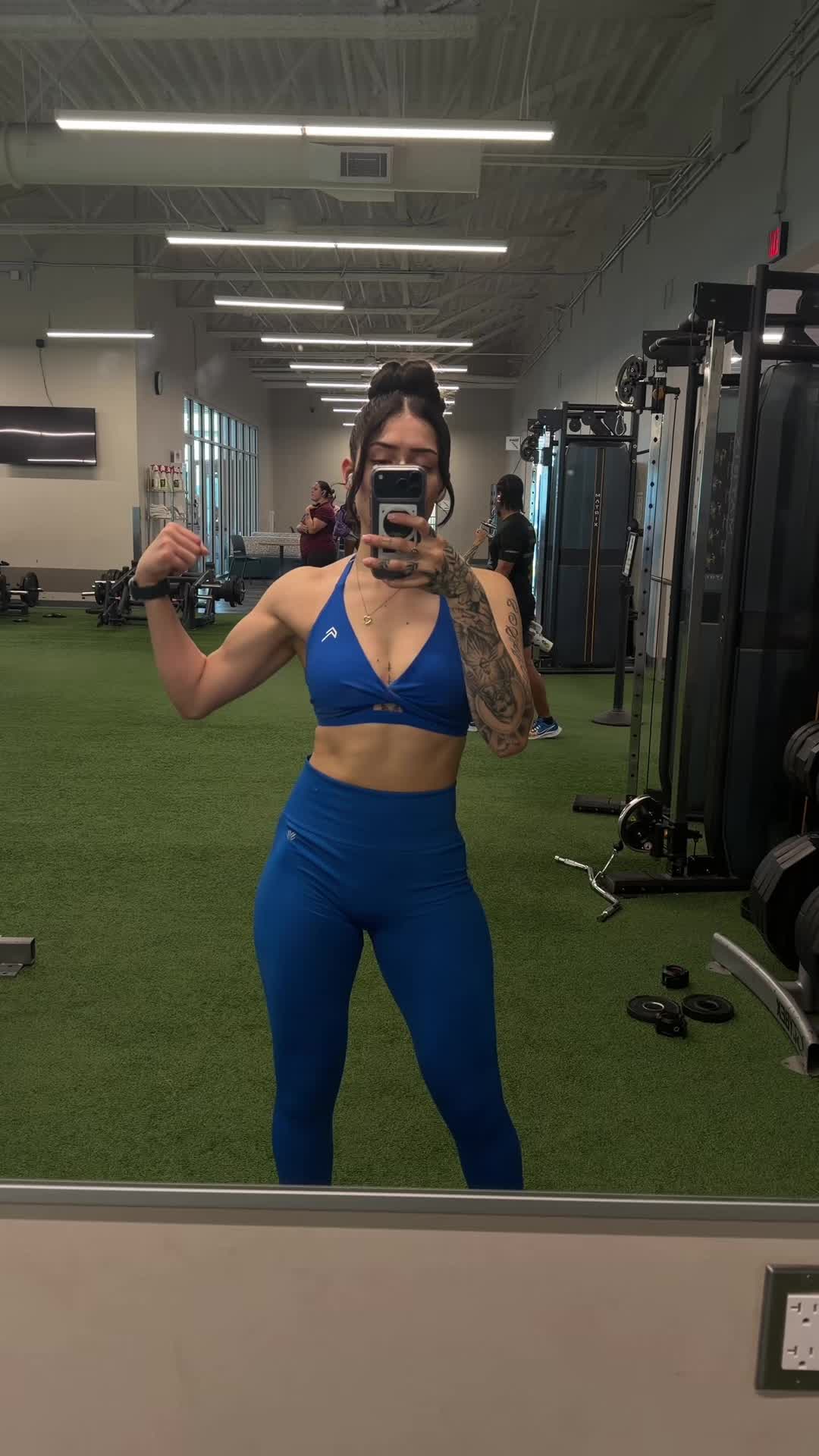 @viviliftz